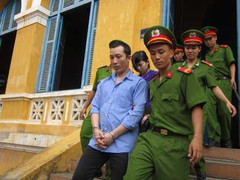 Tội ác tày trời sau tiệc chia tay đời độc thân