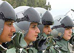 Gặp nữ phi công quân sự xinh đẹp duy nhất Pakistan