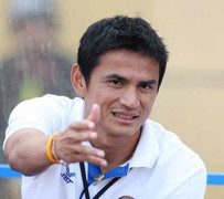 Cựu quân bầu Đức hạ sốc ĐT Trung Quốc