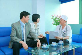 Bệnh viện MEDLATEC: Hội thảo sức khỏe cho dân văn phòng