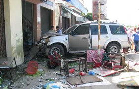 Tạm giữ thanh tra giao thông gây tai nạn chết người