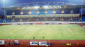 Arsenal sang VN: VFF ký hợp đồng với Mỹ Đình