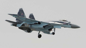 Video: Những tuyệt kỹ của 'đĩa bay' Su-35 tại Paris