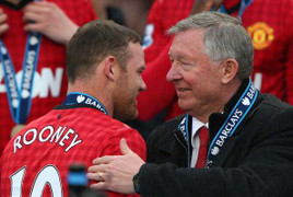 Nóng 24h: Rooney yêu cầu Sir Alex xin lỗi