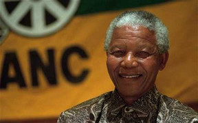 Huyền thoại Nelson Mandela đang 'nguy kịch'