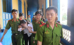 Giết chồng đê hèn, vợ Trung tá CSGT nhận án tử