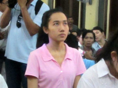 Hoa hậu Mỹ Xuân gầy gò trong phiên xét xử