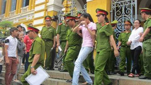 Mẹ hoa hậu bán dâm: 'Mức án quá nặng cho Mỹ Xuân'