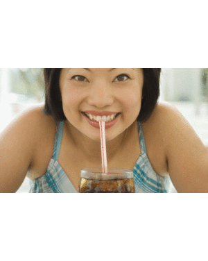 Uống Coca - Cola nhiều, dễ tử vong thế nào?