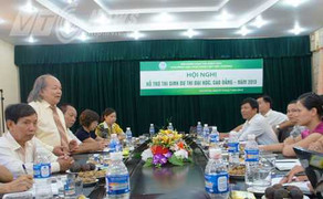 Hải Phòng: Sĩ tử, phụ huynh được tặng cơm ăn, nước uống