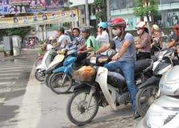 Hà Nội thu phí đường bộ xe máy ở mức thấp nhất