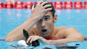 Clip: Giải bơi lội hài hước chưa từng thấy