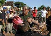 Video: Động đất kinh hoàng tại Indonesia