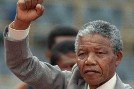 Huyền thoại Nelson Mandela và cơn địa chấn châu Phi