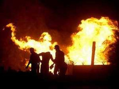 Video:Khủng bố đánh bom đường dẫn khí đốt ở Ai Cập