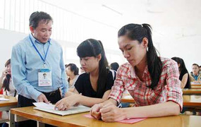 Bộ GD-ĐT: Chưa kết luận thi thuê có tổ chức