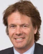 Doanh nhân mất 28 tỷ đồng cho 'gái gọi'