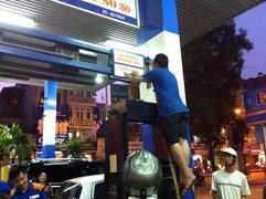 Tối nay, xăng sẽ tăng giá?