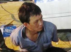 Đi máy bay ra Hà Nội trộm cắp ở trận Việt Nam-Arsenal