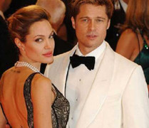 Cặp Brad – Angelina sẽ tổ chức đám cưới trên thuyền?