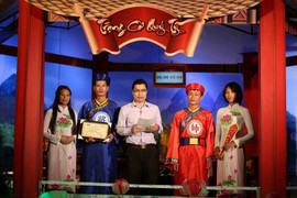 Trạng cờ Quý Tỵ: Xuất hiện lệnh bài đầu tiên