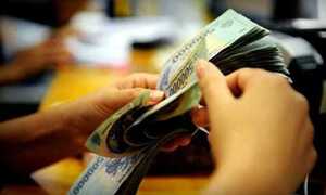 Doanh nghiệp tố nhiều ngân hàng vẫn áp lãi suất cắt cổ