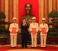 Ba Thứ trưởng Công an thăng hàm Thượng tướng