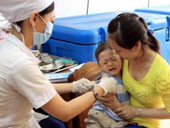 Trẻ sơ sinh tử vong vì vắc xin: Do mất điện?