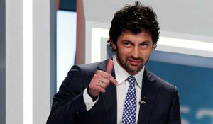 Sao Milan: Phó thủ tướng mang nỗi đau mất em