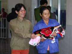 Tiêm vắcxin viêm gan B sau sinh: Nên hay không?