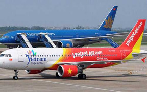 Chim va vào động cơ, VietJet Air hoãn chuyến
