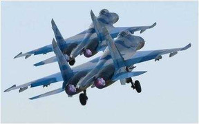 Clip: Chiến cơ Trung-Nhật 'vờn nhau' trên biển