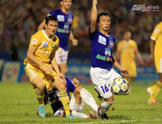 Công Vinh im tiếng, SLNA sít sao vượt mặt HAGL