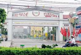 Xây sân vận động trăm tỷ: Lãnh đạo Hà Nội nói gì?