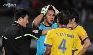 Gạch ‘đạp’ K.Kiên Giang xuống gần hạng Nhất