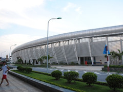 Xây sân vận động trăm tỷ: Phó chủ tịch huyện lên tiếng