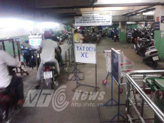 TP.HCM: Gửi xe máy 2 đêm, mất gần nửa triệu đồng