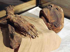 Cận cảnh quy trình ướp xác của người Ai Cập cổ đại