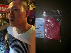 Hà Nội: Mang ma túy dạo phố, bị 141 tóm gọn