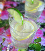 Uống mật ong với nước chanh đúng cách và khoa học