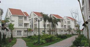 Giá biệt thự tiếp tục rớt thảm