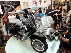 Vì sao Vespa 946 ở Việt Nam đắt ‘cắt cổ’?