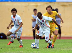 Bàn thắng 'ma' sân Thanh hóa: BTC đổ thêm dầu vào lửa