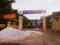 'Nóng' vụ hiệu trưởng bị bắt cùng gái mại dâm