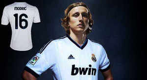 Chuyển nhượng 2/8: MU 'hết cửa' mua Modric