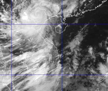 Bão tan, mưa lũ còn diễn biến phức tạp