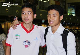 Bầu Đức điều xe riêng cho Running Man