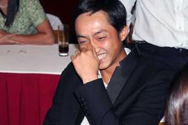 Cường đô la: 'Thấy mình nghèo quá'