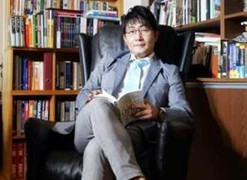 Thầy luyện thi kiếm 4 triệu USD mỗi năm