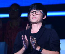 Hoài Linh ngỡ ngàng khi Ngọc Minh tặng tiền Siu Black